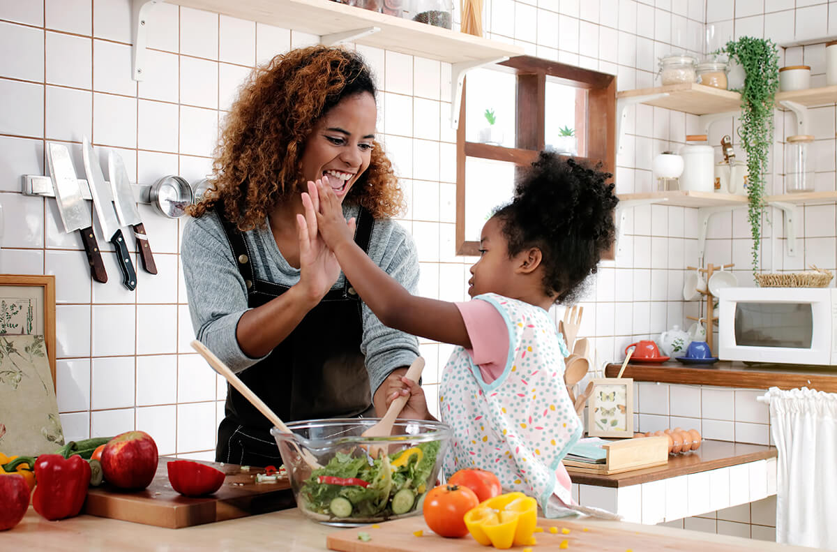 10 Healthy and fun activities to keep your family active - Wellframe